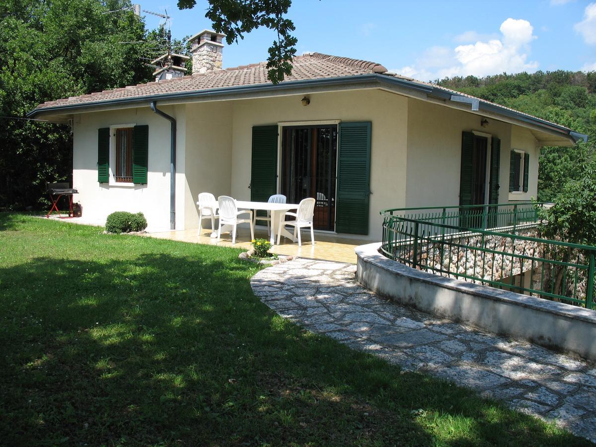 Villa Bardino Torri Del Benaco Exterior photo